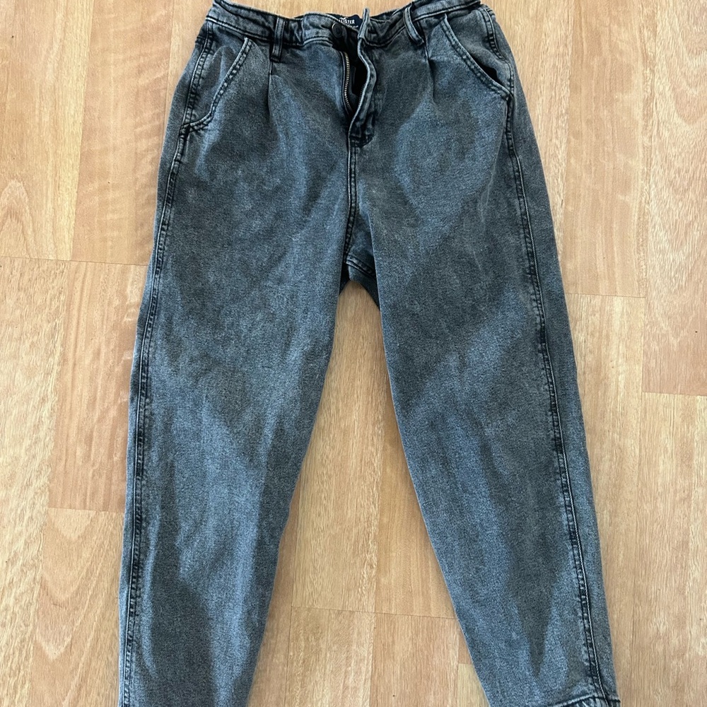 Hollister Women's Gray Relaxed Jeans